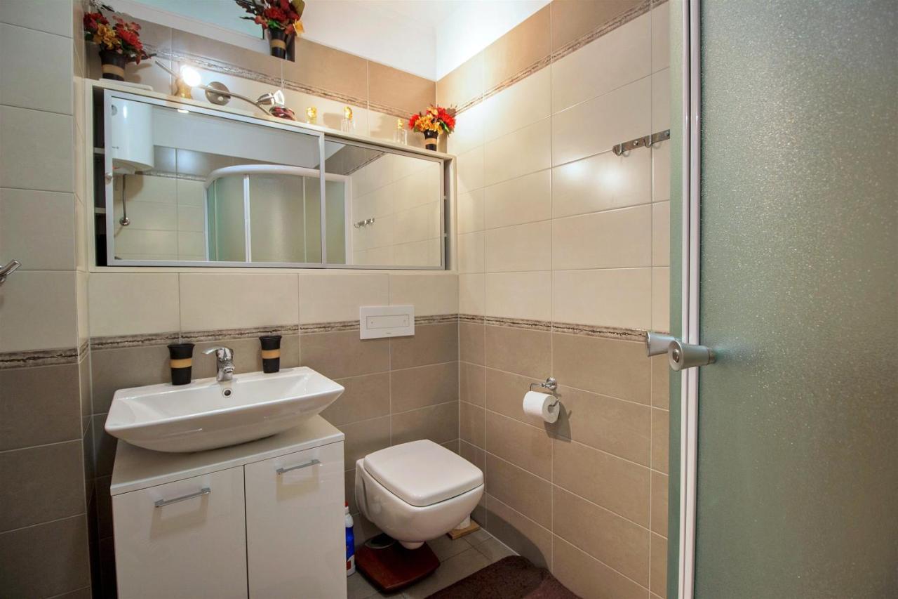 Apartment Lora Omiš Εξωτερικό φωτογραφία