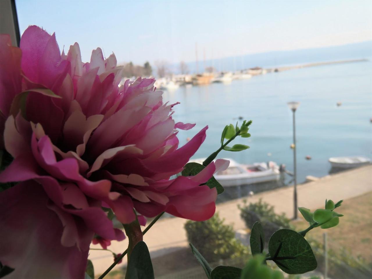 Apartment Lora Omiš Εξωτερικό φωτογραφία