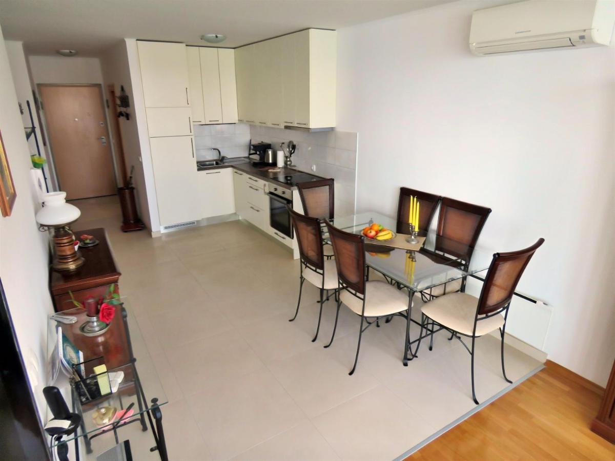 Apartment Lora Omiš Εξωτερικό φωτογραφία